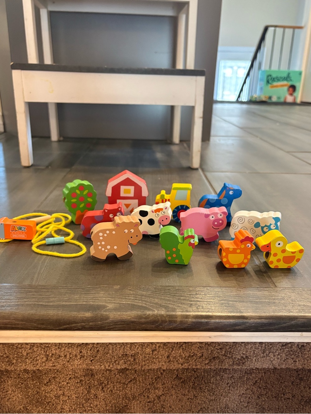 Alex Discover Wooden String-A-Farm Lacing Set